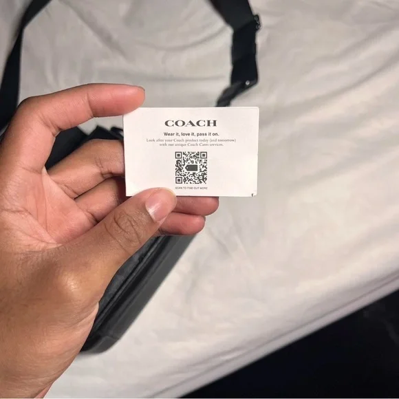 (AUTHENTIC) Black Coach Crossbody Bag great condition - Picture 5 of 5